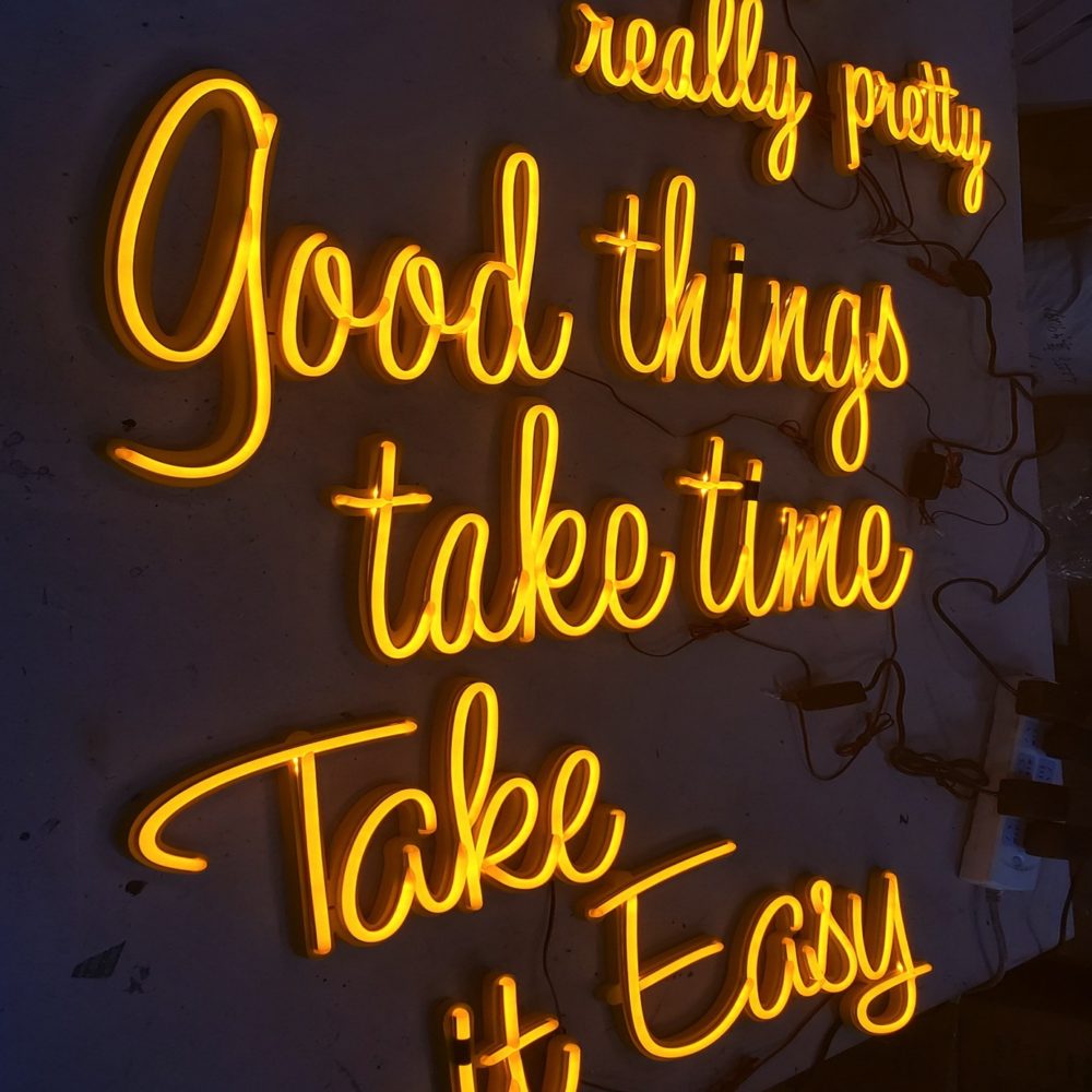 Custom Single Neon Sign – LED Neon Sign for Business & Home Decor